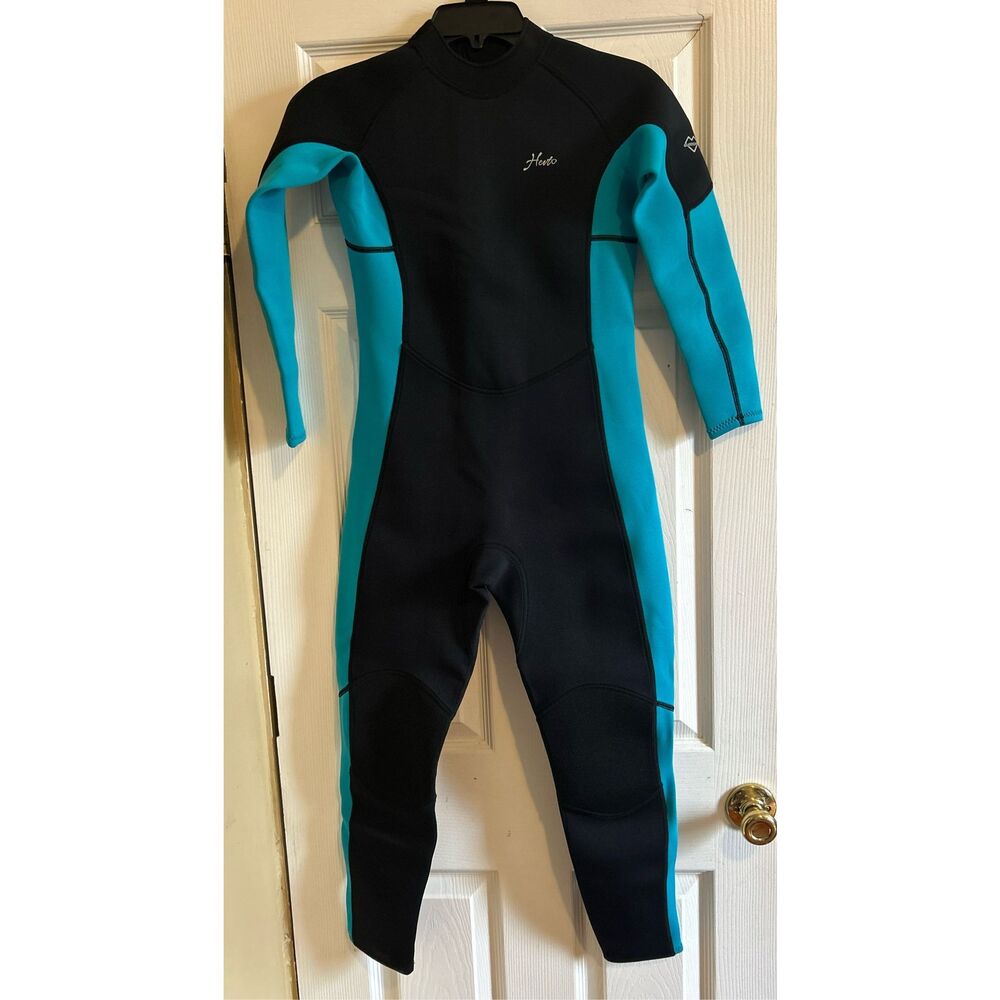 Hevto Wetsuit Size 12
